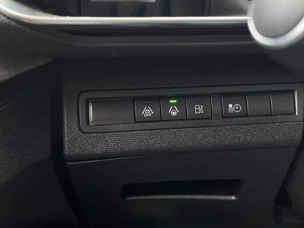 Peugeot 3008 1.6 HYbrid 225 GT Pack Business // SCHUIF-KANTELDAK // LEDER-ALCANTARA // ADAPT. CRUISE // DODEHOEK // ELEK.KLEP // NAVI+CARPAY  21