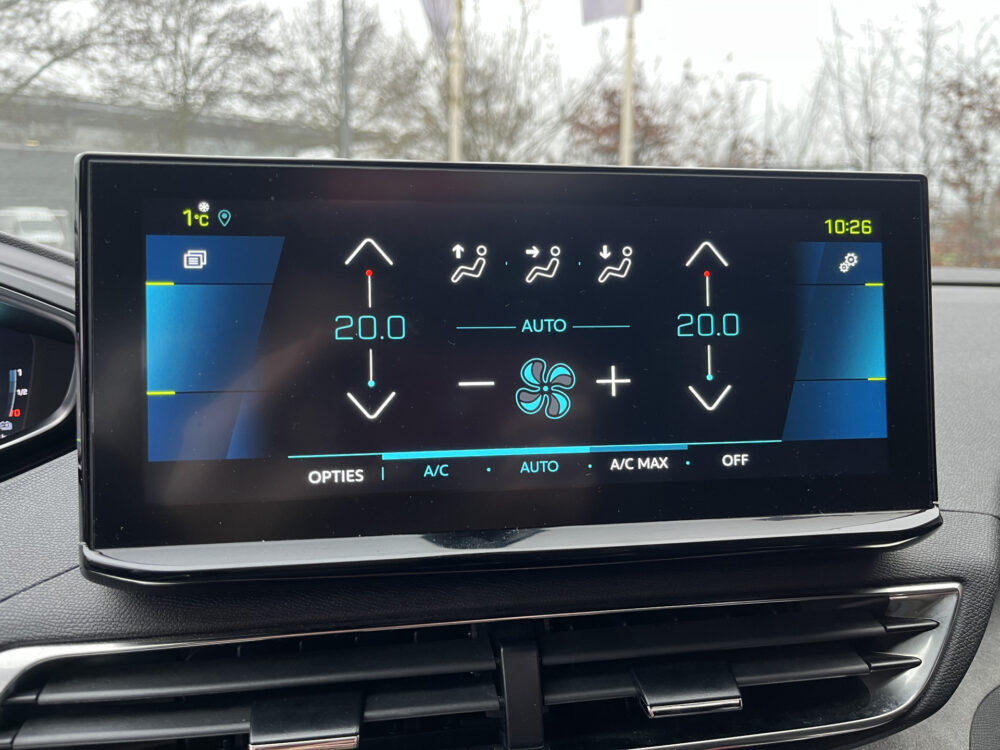 Peugeot 3008 1.6 HYbrid 225 GT Pack Business // SCHUIF-KANTELDAK // LEDER-ALCANTARA // ADAPT. CRUISE // DODEHOEK // ELEK.KLEP // NAVI+CARPAY  32