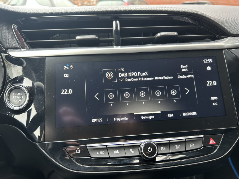 Opel Corsa 1.2 Elegance // NAVI + CARPLAY // FULL LED // CLIMA // CAMERA // KEYLESS // HALF-LEDER 16