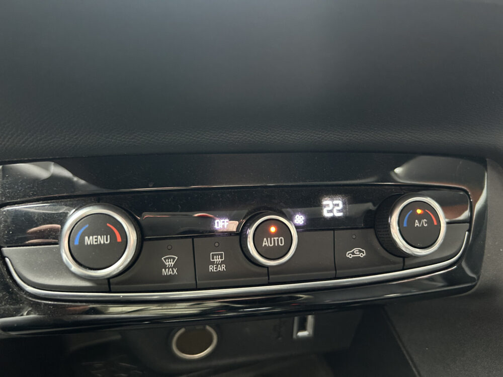 Opel Corsa 1.2 Elegance // NAVI + CARPLAY // FULL LED // CLIMA // CAMERA // KEYLESS // HALF-LEDER 19