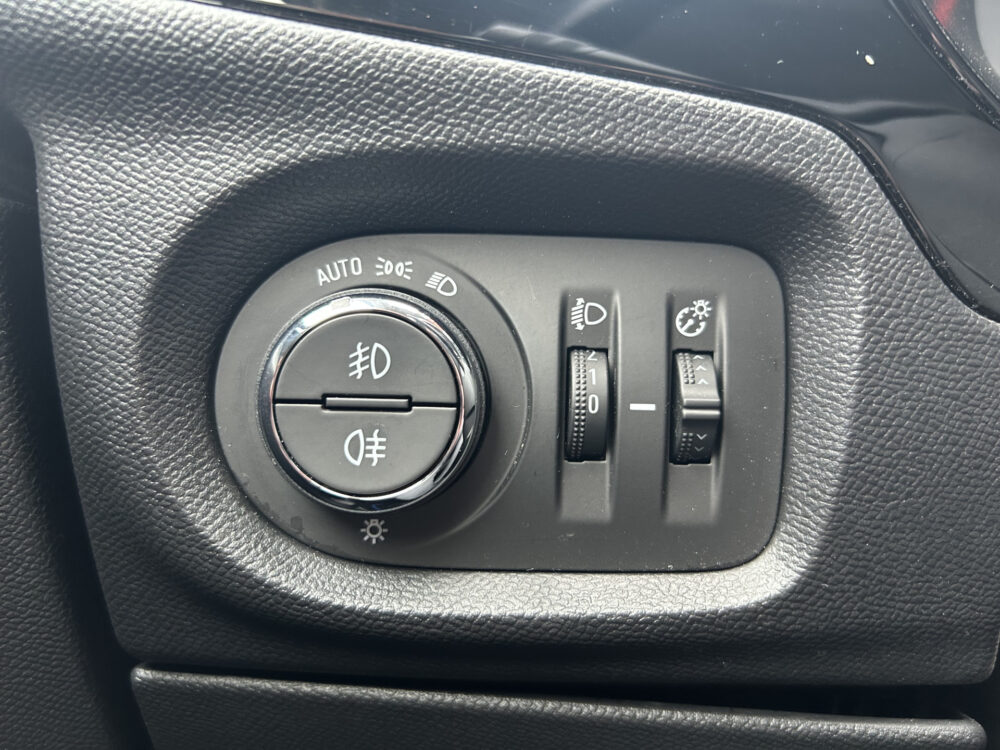 Opel Corsa 1.2 Elegance // NAVI + CARPLAY // FULL LED // CLIMA // CAMERA // KEYLESS // HALF-LEDER 25