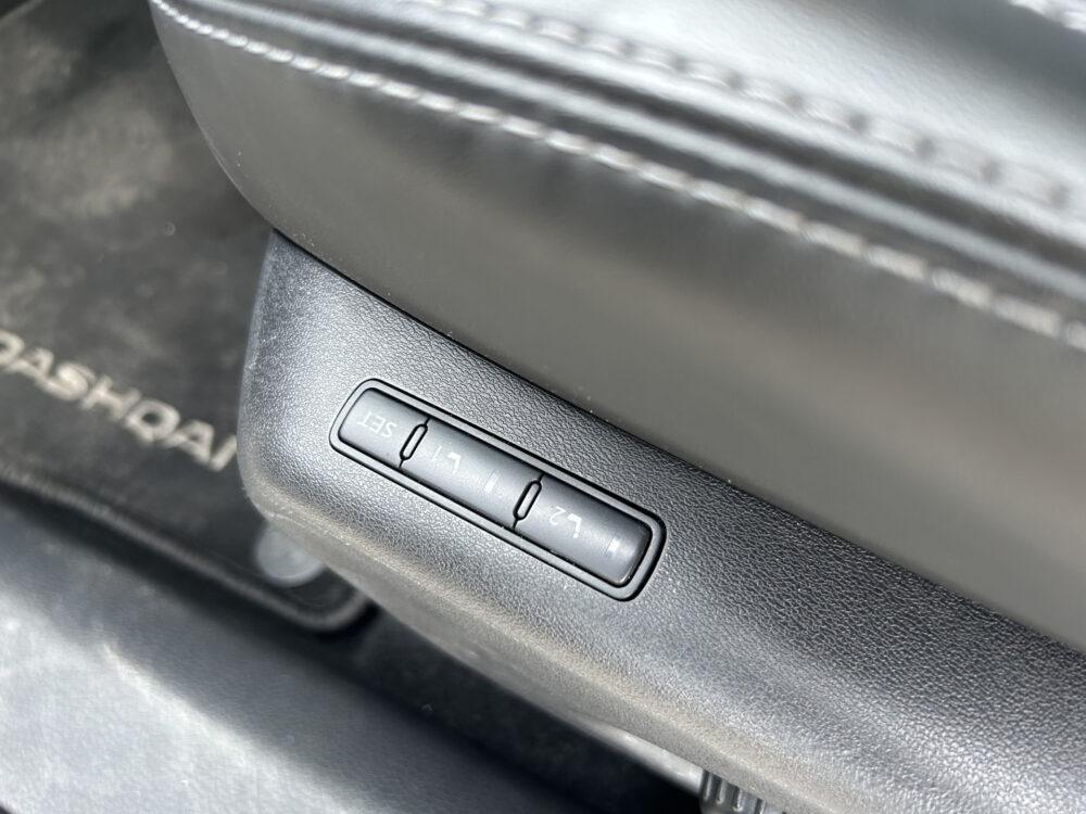 Nissan QASHQAI 1.3 DIG-T Tekna + // FULL LED // NAVI + CARPLAY // 360 CAMERA // PANO-DAK // MEMORY SEAT // BOSE AUDIO // TREKHAAK!! 25