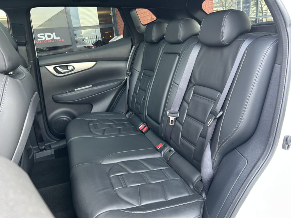 Nissan QASHQAI 1.3 DIG-T Tekna + // FULL LED // NAVI + CARPLAY // 360 CAMERA // PANO-DAK // MEMORY SEAT // BOSE AUDIO // TREKHAAK!! 36