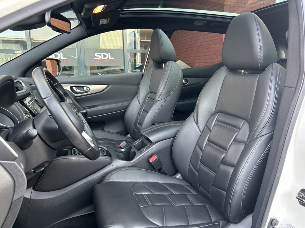 Nissan QASHQAI 1.3 DIG-T Tekna + // FULL LED // NAVI + CARPLAY // 360 CAMERA // PANO-DAK // MEMORY SEAT // BOSE AUDIO // TREKHAAK!! 7