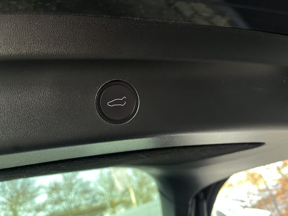 Tesla Model Y Standard Range SR RWD 60 kWh 1e EIGENAAR // PANODAK // NAVI // ADAPTIVE CRUISE // CLIMA // AUTOPILOT // 360 CAMERA // LEDEREN BE 12