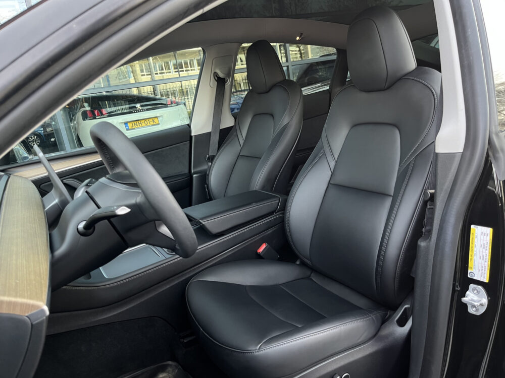 Tesla Model Y Standard Range SR RWD 60 kWh 1e EIGENAAR // PANODAK // NAVI // ADAPTIVE CRUISE // CLIMA // AUTOPILOT // 360 CAMERA // LEDEREN BE 15