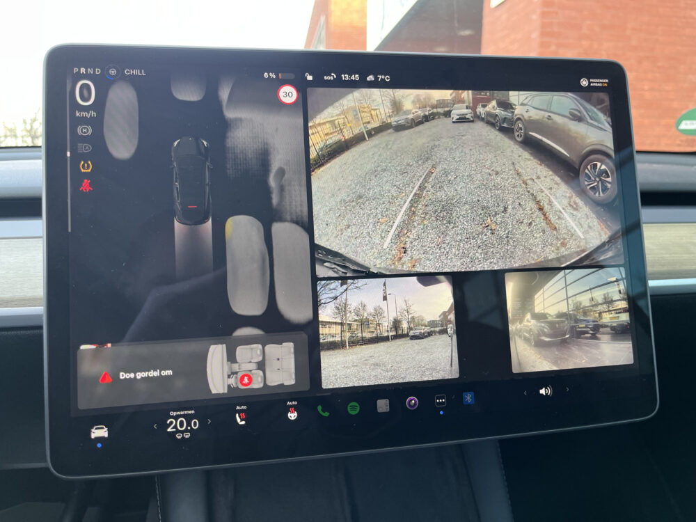 Tesla Model Y Standard Range SR RWD 60 kWh 1e EIGENAAR // PANODAK // NAVI // ADAPTIVE CRUISE // CLIMA // AUTOPILOT // 360 CAMERA // LEDEREN BE 26