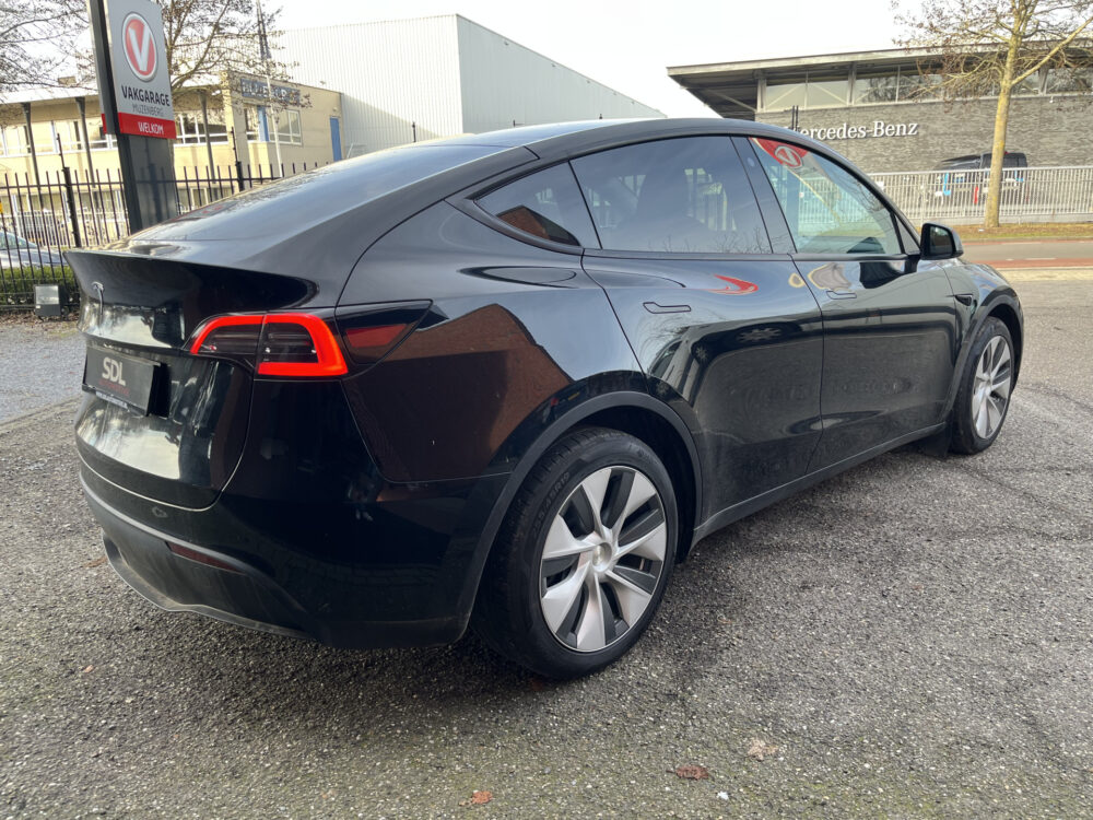 Tesla Model Y Standard Range SR RWD 60 kWh 1e EIGENAAR // PANODAK // NAVI // ADAPTIVE CRUISE // CLIMA // AUTOPILOT // 360 CAMERA // LEDEREN BE 5