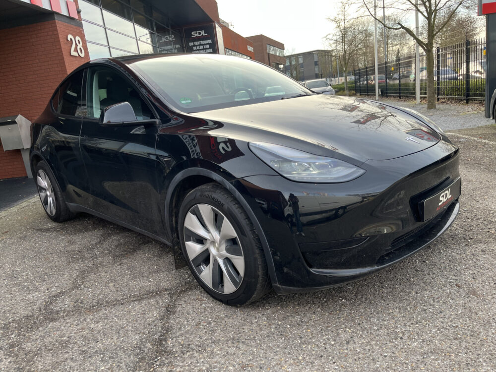 Tesla Model Y Standard Range SR RWD 60 kWh 1e EIGENAAR // PANODAK // NAVI // ADAPTIVE CRUISE // CLIMA // AUTOPILOT // 360 CAMERA // LEDEREN BE 7