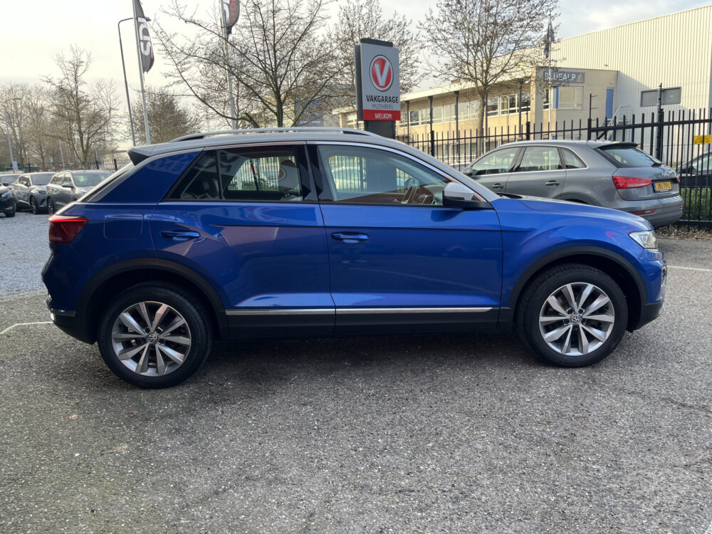 Volkswagen T-Roc 1.0 TSI Style // FULL LED // LEDER // NAVI // CLIMA // PDC V+A // STOELVERWARMING // 6