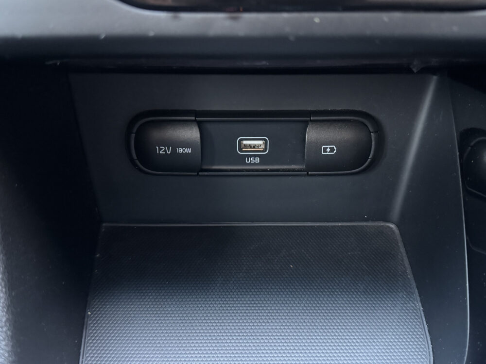 Kia Niro 1.6 GDi Hybrid DynamicLine // APPLE CARPLAY - ANDROID AUTO // CAMERA // CLIMA // ADAPTIVE CRUISE // 18