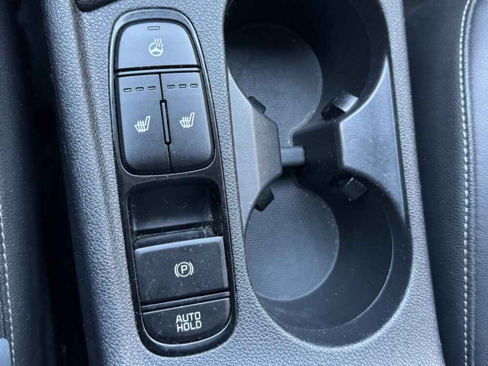 Kia Niro 1.6 GDi Hybrid DynamicLine // APPLE CARPLAY - ANDROID AUTO // CAMERA // CLIMA // ADAPTIVE CRUISE // 19