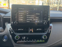 Toyota Corolla Touring Sports 1.8 Hybrid GR-Sport // NAVI // ADAPTIVE CRUISE // CLIMA // CAMERA // APPLE CARPLAY - ANDROID AUTO // 40