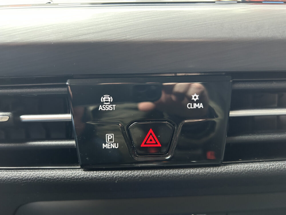 Volkswagen Golf 1.5 eTSI Style // ADAPTIVE CRUISE // TREKHAAK // CAMERA // CLIMA // NAVI // ERGO ACTIVE STOEL // MEMORY SEAT // 19