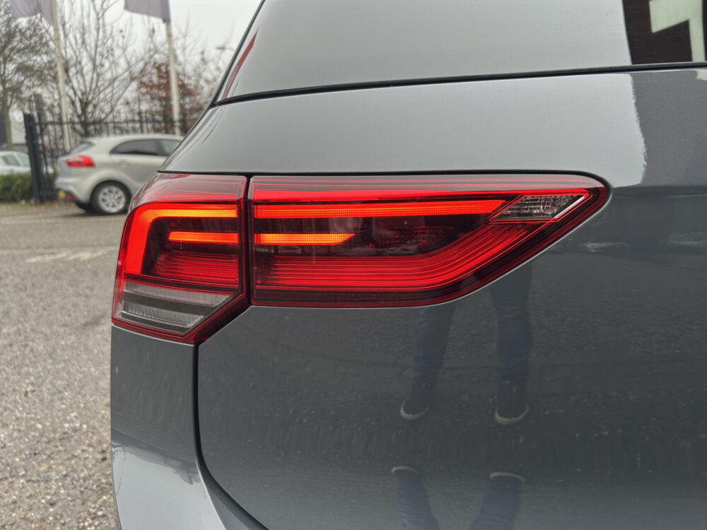 Volkswagen Golf 1.5 eTSI Style // ADAPTIVE CRUISE // TREKHAAK // CAMERA // CLIMA // NAVI // ERGO ACTIVE STOEL // MEMORY SEAT // 31