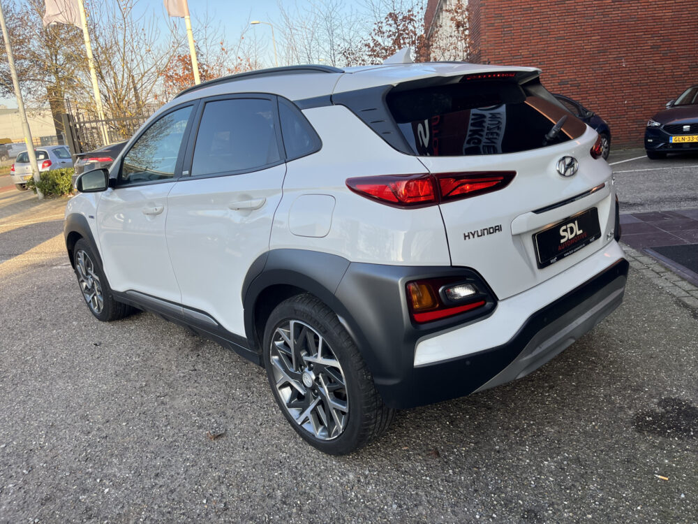 Hyundai KONA 1.6 GDI HEV Fashion // KRELL-AUDIO // CLIMA // CAMERA+SENSOREN // NAVI+CARPLAY // HALF LEDER // CRUISE // 3