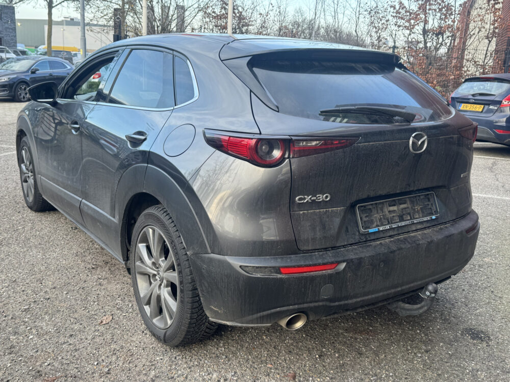 Mazda CX-30 2.0 e-SkyActiv-X M Hybrid Luxury // NAVI // LEDER // TREKHAAK // CAMERA // MEMORY SEATS // BOSE AUDIO // 3