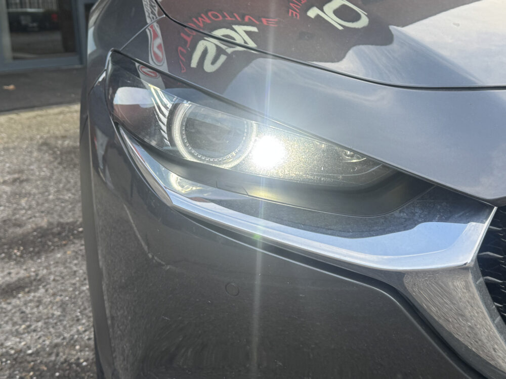 Mazda CX-30 2.0 e-SkyActiv-X M Hybrid Luxury // NAVI // LEDER // TREKHAAK // CAMERA // MEMORY SEATS // BOSE AUDIO // 7