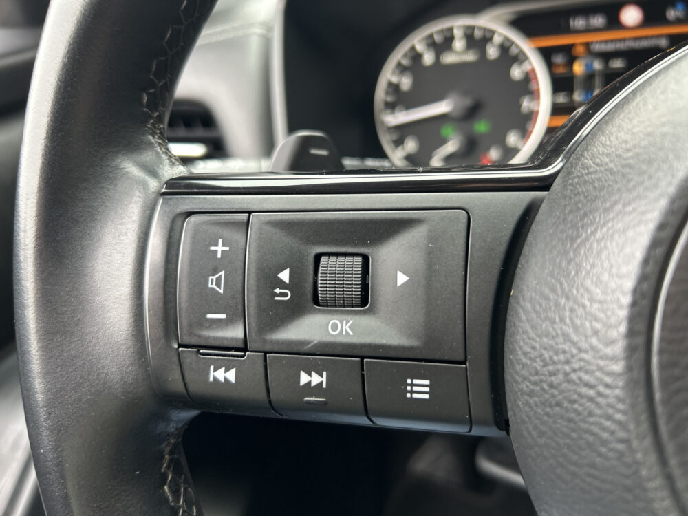 Nissan QASHQAI 1.3 MHEV Xtronic Acenta // LED // APPLE CARPLAY / ANDROID AUTO // CLIMA // CAMERA // ADAPTIVE CRUISE 9