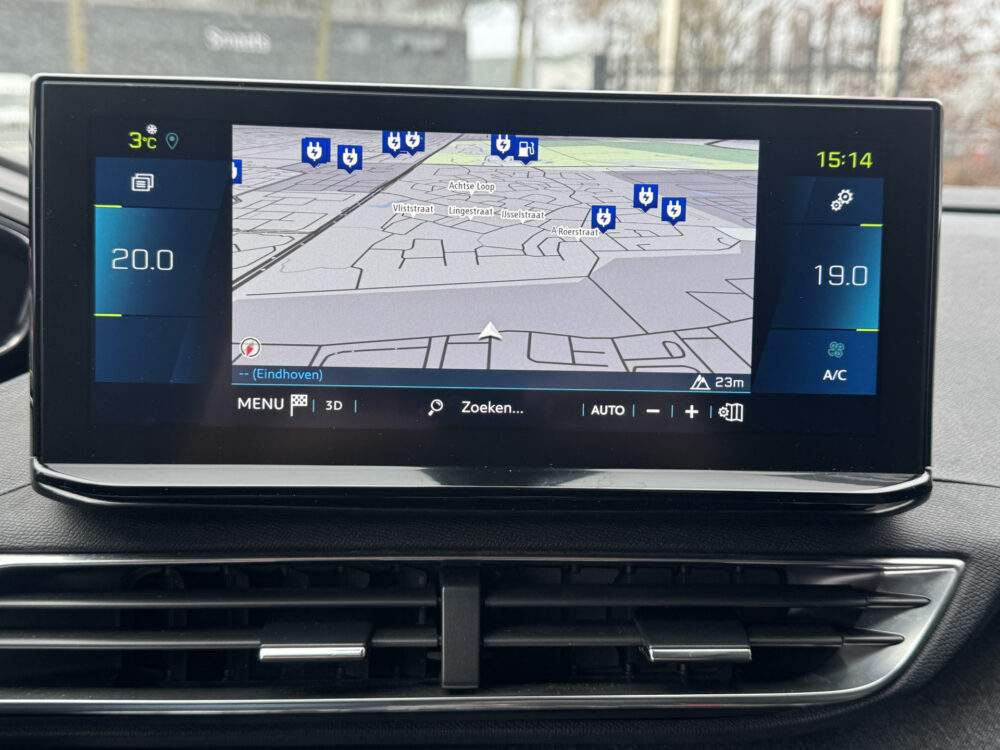 Peugeot 3008 1.6 HYbrid 225 Allure // NAVI // CAMERA // ADAPTIVE CRUISE // CLIMA // DODEN HOEK SENSOR // STOELVERWARMING // 16