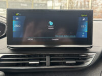 Peugeot 3008 1.6 HYbrid 225 Allure // NAVI // CAMERA // ADAPTIVE CRUISE // CLIMA // DODEN HOEK SENSOR // STOELVERWARMING // 46