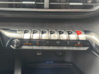 Peugeot 3008 1.6 HYbrid 225 Allure // NAVI // CAMERA // ADAPTIVE CRUISE // CLIMA // DODEN HOEK SENSOR // STOELVERWARMING // 52