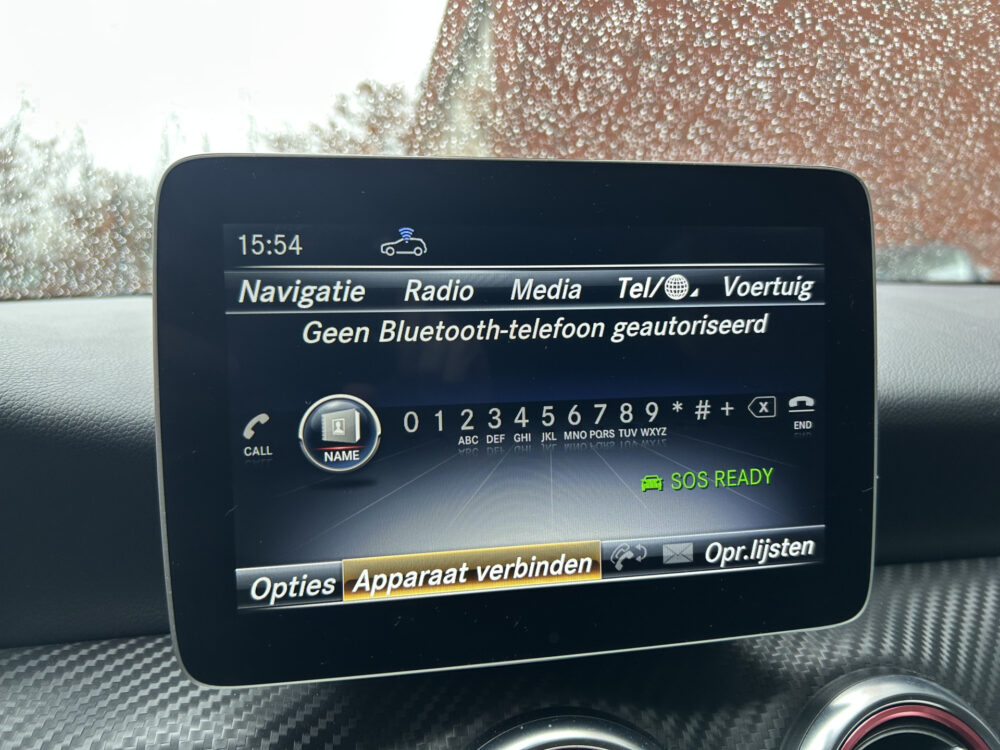 Mercedes-Benz A-Klasse 180 AMG Night pakket // FULL LED // NAVI // PANO/SCHUIFKANTELDAK // PDC V+A // CRUISE 19