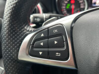 Mercedes-Benz A-Klasse 180 AMG Night pakket // FULL LED // NAVI // PANO/SCHUIFKANTELDAK // PDC V+A // CRUISE 44