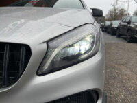 Mercedes-Benz A-Klasse 180 AMG Night pakket // FULL LED // NAVI // PANO/SCHUIFKANTELDAK // PDC V+A // CRUISE 64