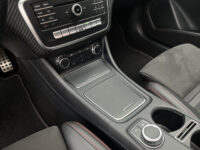 Mercedes-Benz A-Klasse 180 AMG Night pakket // FULL LED // NAVI // PANO/SCHUIFKANTELDAK // PDC V+A // CRUISE 70