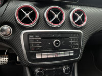 Mercedes-Benz A-Klasse 180 AMG Night pakket // FULL LED // NAVI // PANO/SCHUIFKANTELDAK // PDC V+A // CRUISE 72