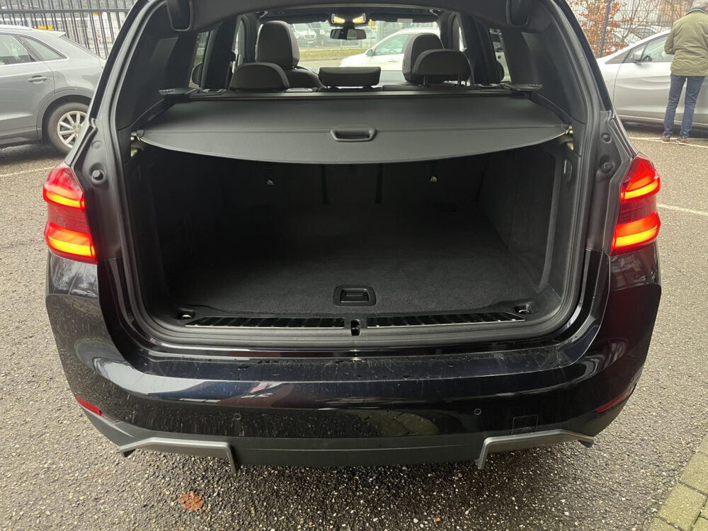 BMW iX3 High Executive 80 kWh // LEDER // ELEK.STOEL + GEHEUGEN // SCHUIF-KANTELDAK // CAMERA+SENSOREN // ELEK. KLEP // CARPLAY + NAVI / 12