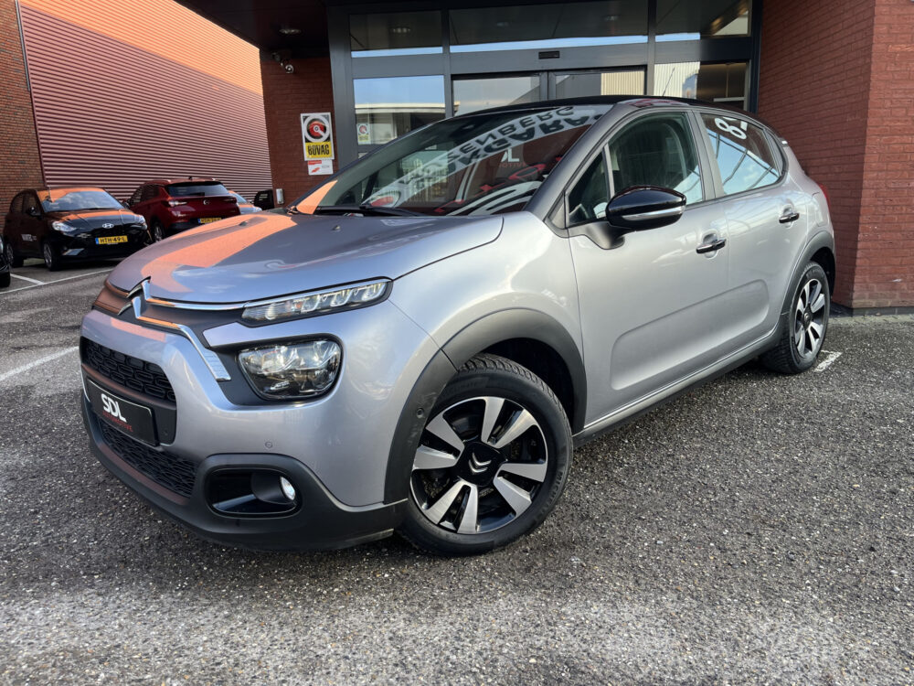 Citroën C3 1.2 PureTech Shine // DODEHOEK // CAMERA+SENSOREN // CRUISE // CLIMA // NAVI+CARPLAY // AFN. TREKHAAK // 1