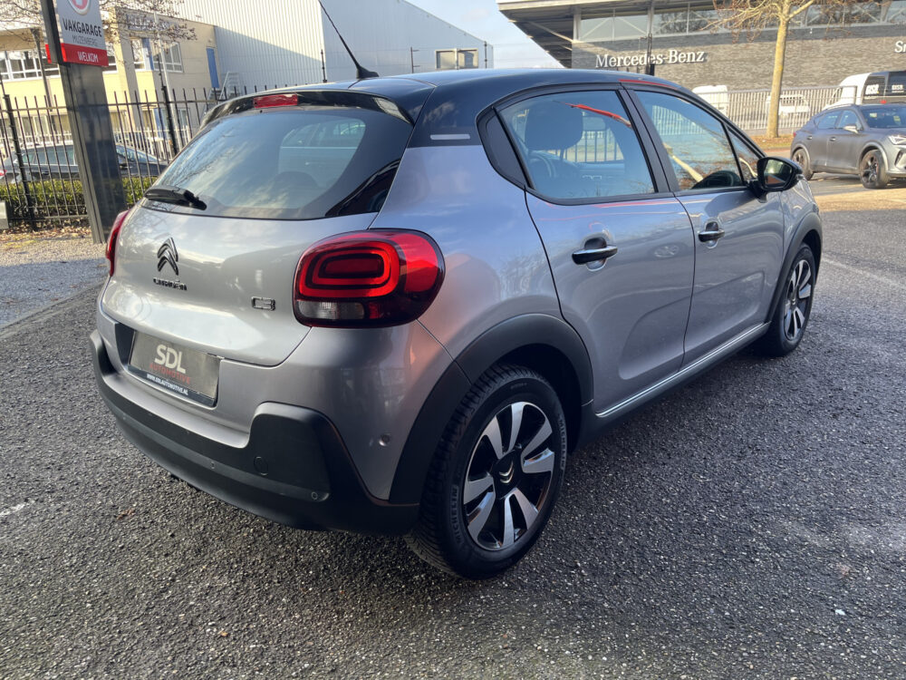 Citroën C3 1.2 PureTech Shine // DODEHOEK // CAMERA+SENSOREN // CRUISE // CLIMA // NAVI+CARPLAY // AFN. TREKHAAK // 5