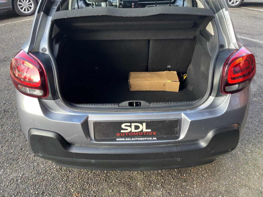 Citroën C3 1.2 PureTech Shine // DODEHOEK // CAMERA+SENSOREN // CRUISE // CLIMA // NAVI+CARPLAY // AFN. TREKHAAK // 7