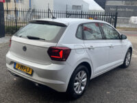 Volkswagen Polo 1.0 TSI Comfortline Business // LED // CLIMA // NAVI // PARKEERSENSOREN V+A // STOELVERWARMING // 33