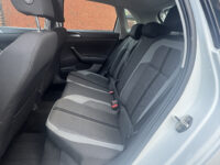Volkswagen Polo 1.0 TSI Comfortline Business // LED // CLIMA // NAVI // PARKEERSENSOREN V+A // STOELVERWARMING // 40