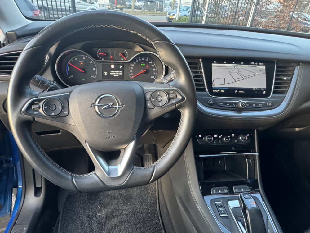 Opel Grandland X 1.6 Turbo Hybrid Business Elegance // NAVI // CLIMA // CRUISE // ELEK. ACHTERKLEP // 10