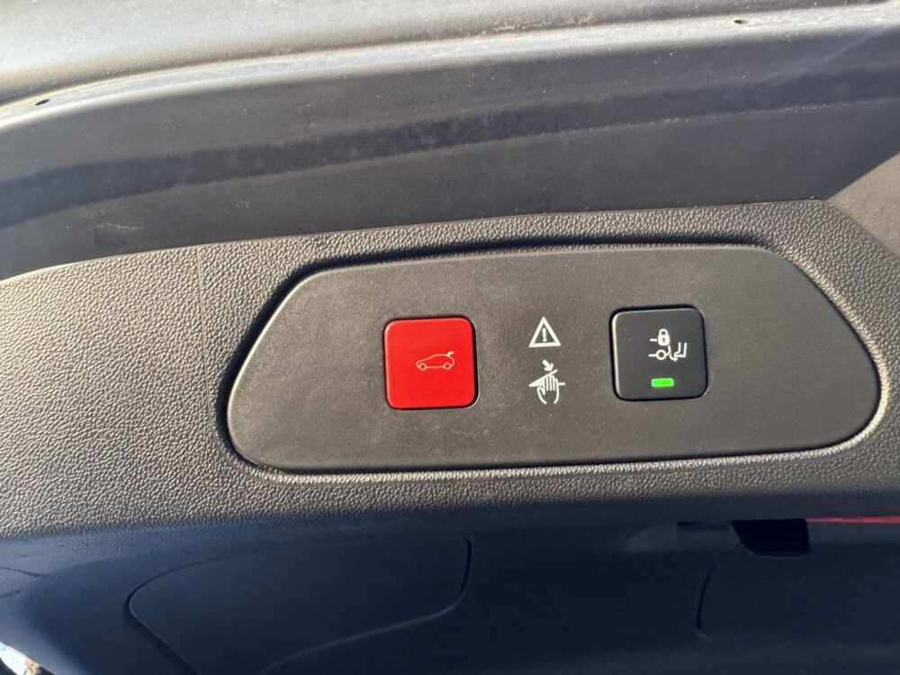 Opel Grandland X 1.6 Turbo Hybrid Business Elegance // NAVI // CLIMA // CRUISE // ELEK. ACHTERKLEP // 30