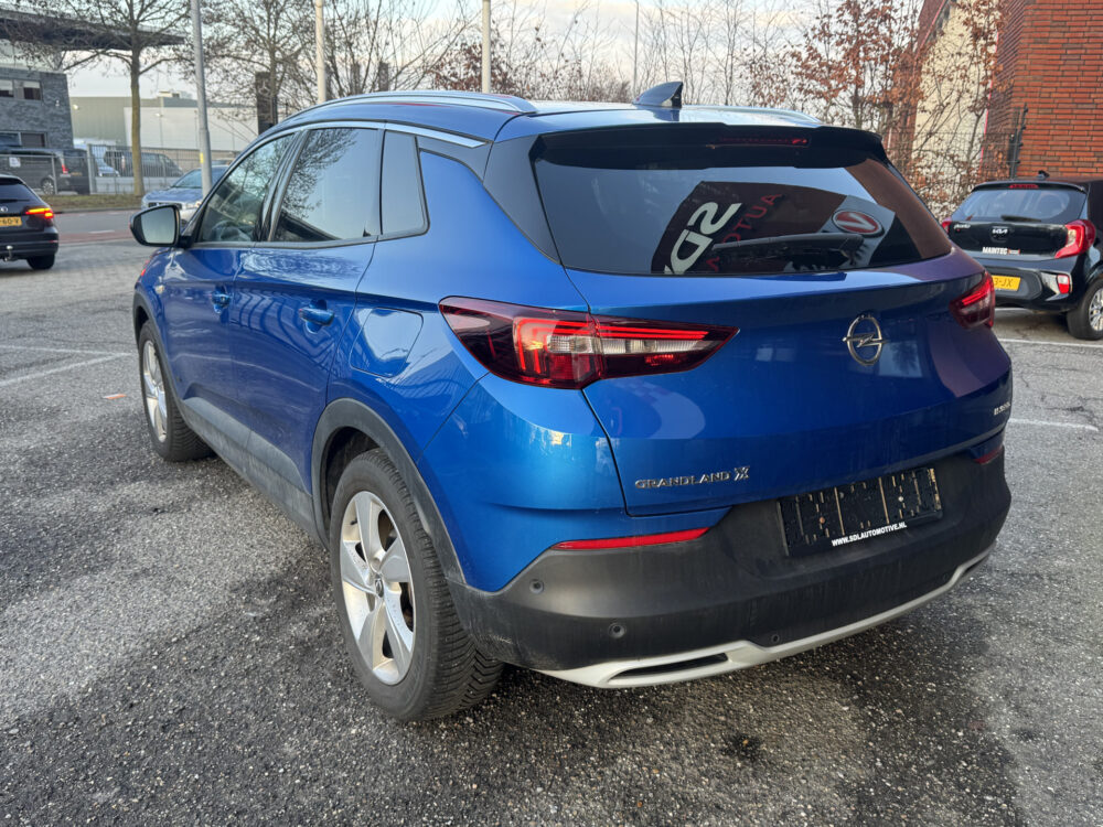 Opel Grandland X 1.6 Turbo Hybrid Business Elegance // NAVI // CLIMA // CRUISE // ELEK. ACHTERKLEP // 4