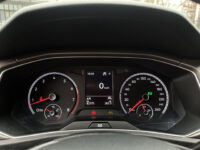 Volkswagen T-Roc 1.5 TSI Sport Business R-Line // NAVI // CAMERA // APPLE CARPLAY- ANDROID AUTO // ELEK. ACHTERKLEP // ADAPTIVE CRUISE // 65