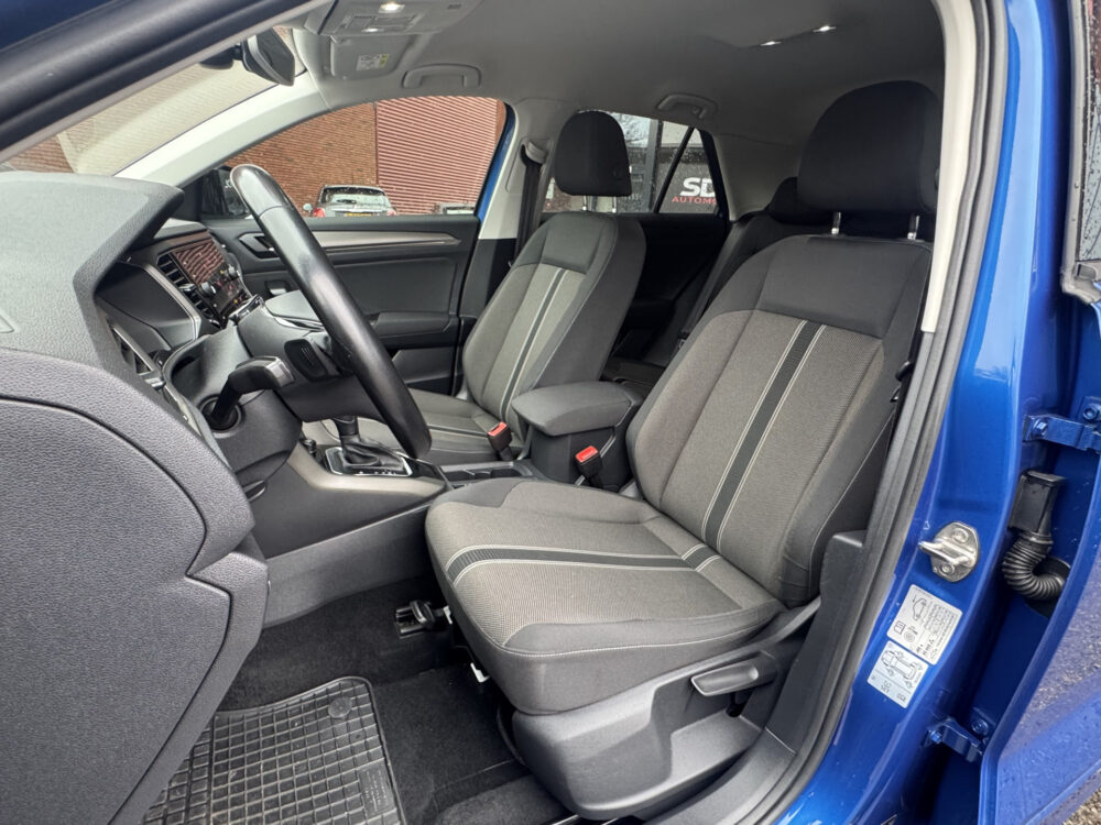 Volkswagen T-Roc 1.5 TSI Sport Business R-Line // NAVI // CAMERA // APPLE CARPLAY- ANDROID AUTO // ELEK. ACHTERKLEP // ADAPTIVE CRUISE // 9