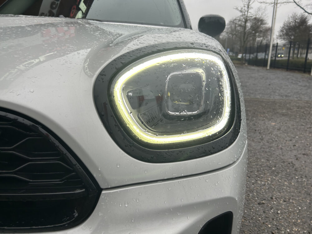 MINI Countryman 1.5 Cooper S E ALL4 Classic // FULL LED // NAVI + CARPLAY // KEYLESS // CAMERA // SHADOW LINE // STOELVERWARMING 26