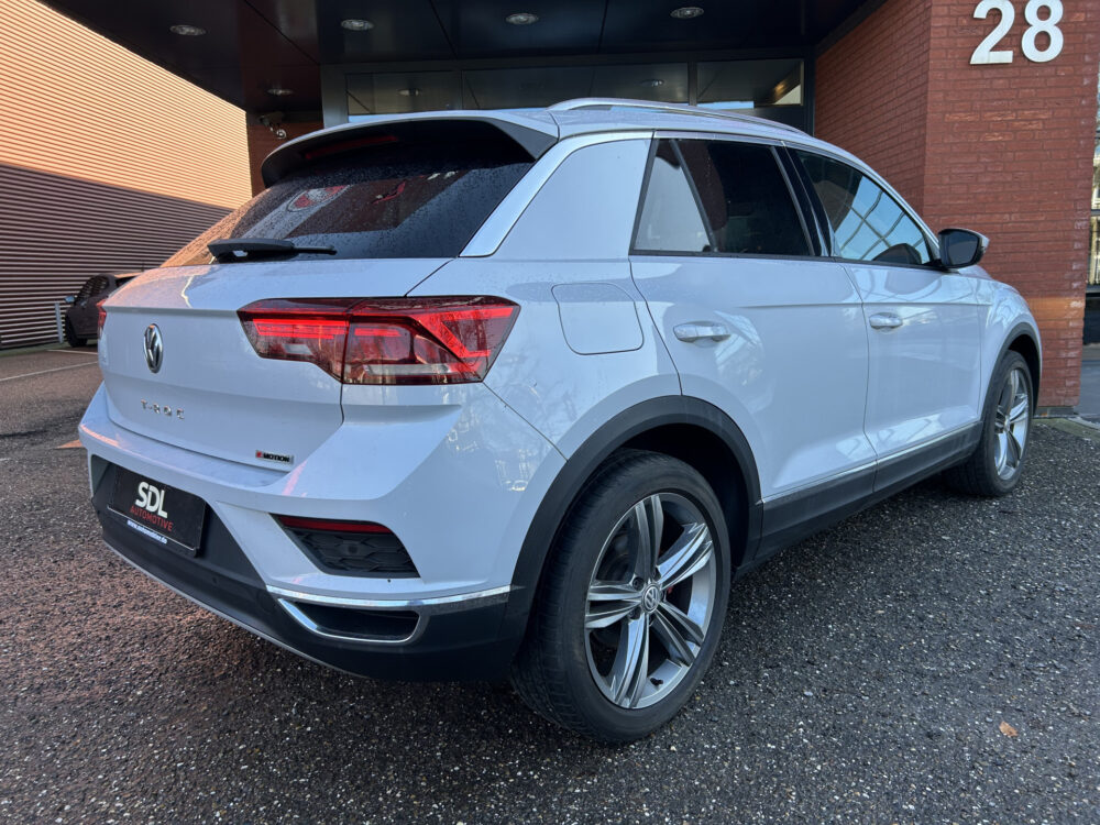 Volkswagen T-Roc 2.0 TSI 4Motion Sport Business R // FULL LED // NAVI + CARPLAY // ADAPTIVE CRUISE // PDC V+A // SFEERVERLICHTING // ELEK. KOFFER 2