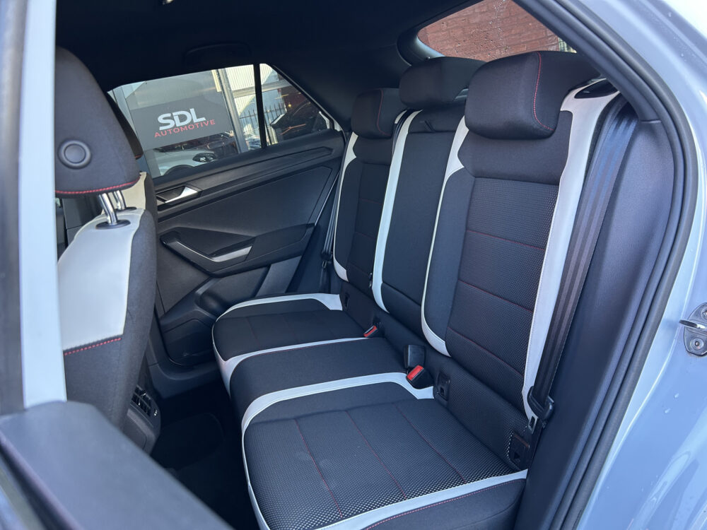 Volkswagen T-Roc 2.0 TSI 4Motion Sport Business R // FULL LED // NAVI + CARPLAY // ADAPTIVE CRUISE // PDC V+A // SFEERVERLICHTING // ELEK. KOFFER 30