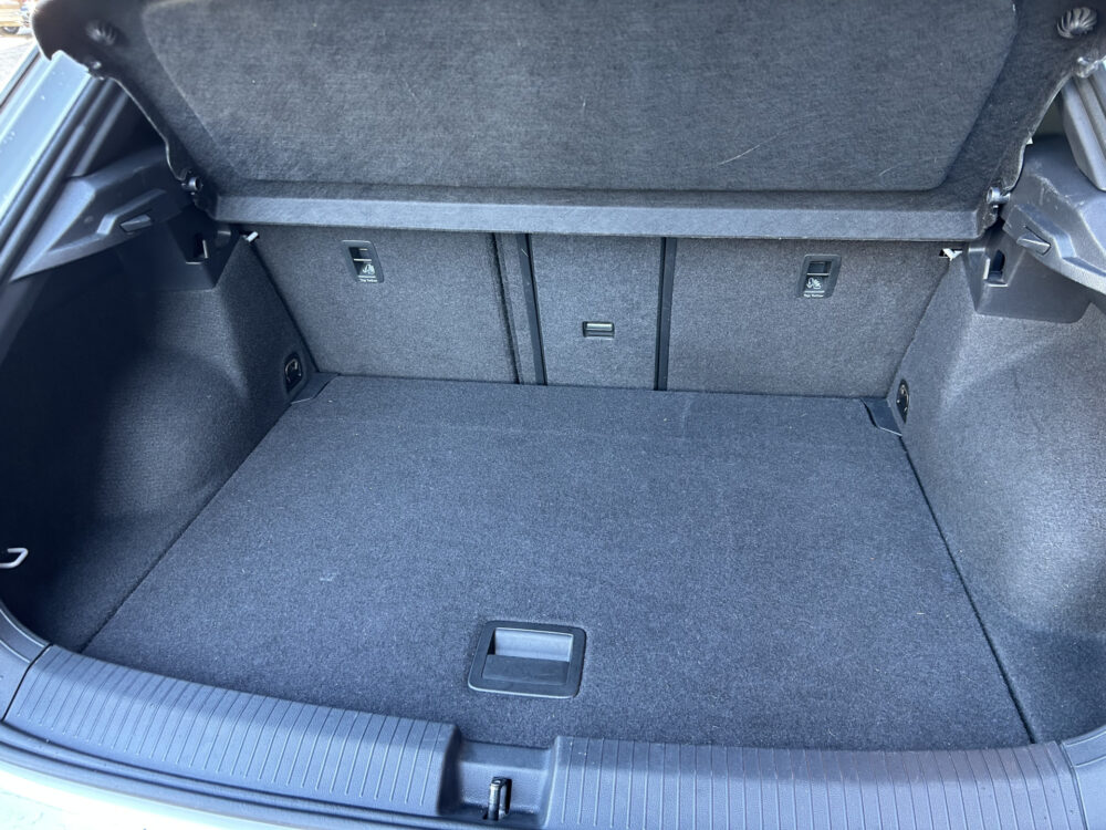 Volkswagen T-Roc 2.0 TSI 4Motion Sport Business R // FULL LED // NAVI + CARPLAY // ADAPTIVE CRUISE // PDC V+A // SFEERVERLICHTING // ELEK. KOFFER 31