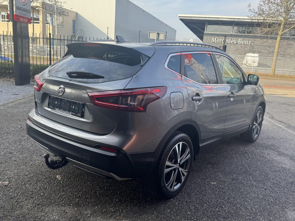 Nissan QASHQAI 1.3 DIG-T N-Connecta // NAVI // 360° CAMERA // CLIMA // CRUISE // TREKHAAK!! // PANO DAK // 4