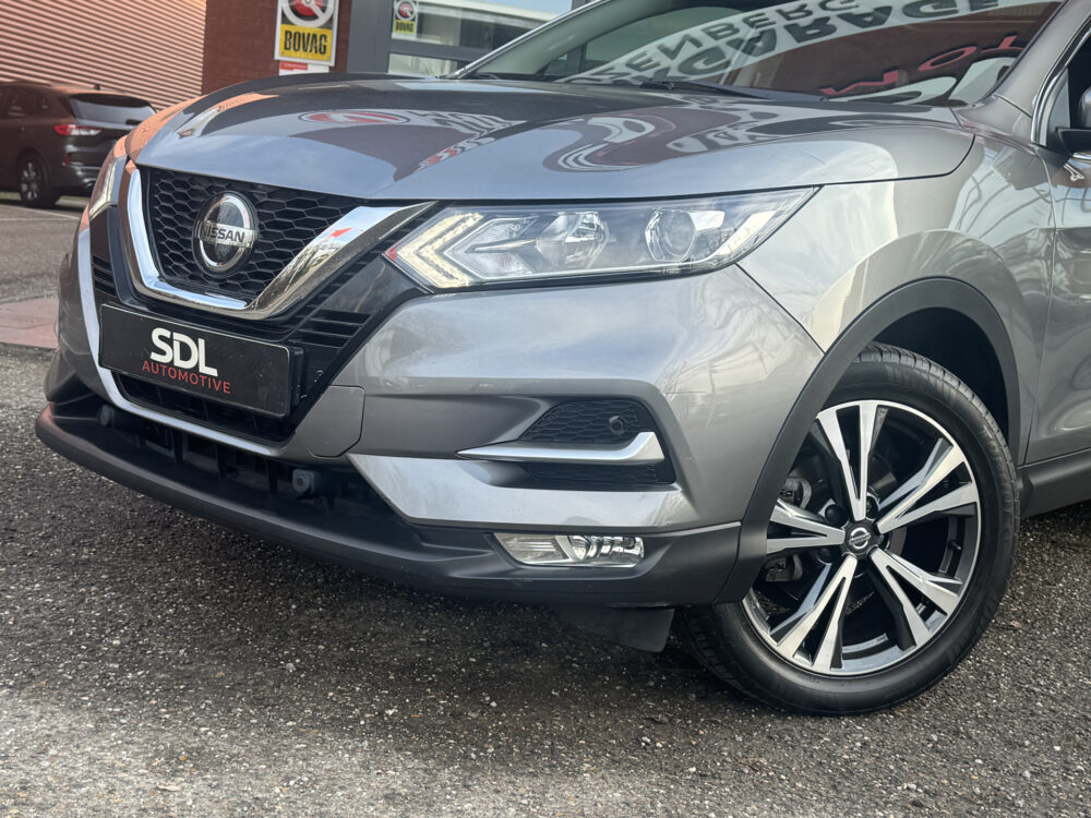 Nissan QASHQAI 1.3 DIG-T N-Connecta // NAVI // 360° CAMERA // CLIMA // CRUISE // TREKHAAK!! // PANO DAK // 5