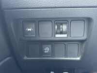 Nissan QASHQAI 1.3 DIG-T N-Connecta // NAVI // 360° CAMERA // CLIMA // CRUISE // TREKHAAK!! // PANO DAK // 51