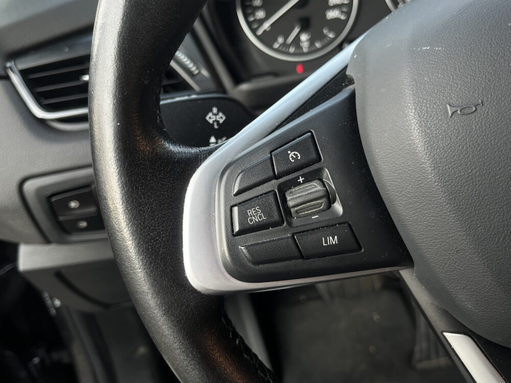 BMW 2 Serie Active Tourer 218i Centennial Executive // NAVI // CRUISE CONTROL // CLIMA // PARKEERSENSOREN V+A // 16